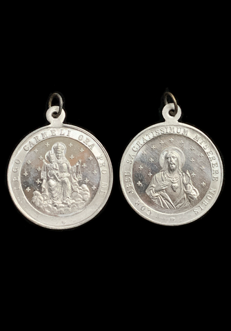 <strong>VINTAGE LATIN DOUBLE SIDED PRAYER MEDAL SACRED HEART OF JESUS ON US</strong>