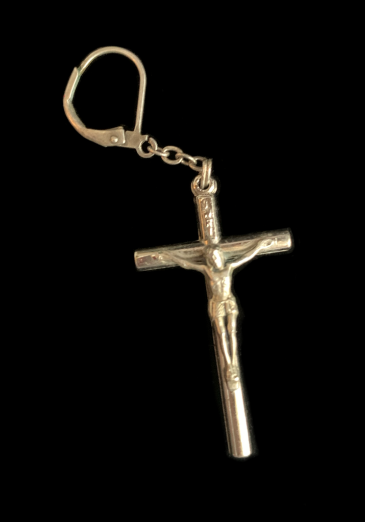 <strong>VINTAGE STERLING SILVER CRUCIFIX EARRING</strong> SINGLE