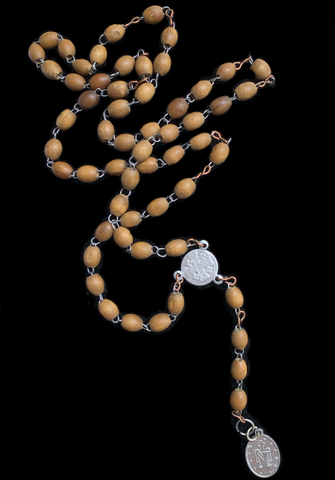 <strong>VINTAGE ROSEWOOD ROSARY NECKLACE</strong> ITALY