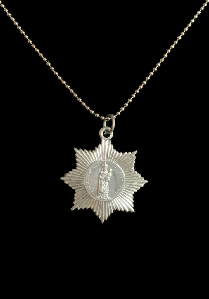 <strong>VINTAGE BASILIQUE DU FOLGOET MEDAL NECKLACE</strong> BASILICA OF OUR LADY FRANCE