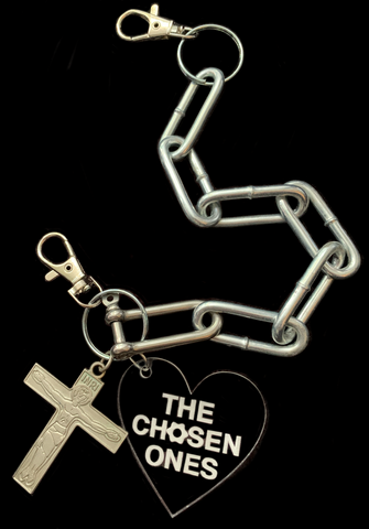 <strong>HEAVY LINK CRUCIFIX SWEETHEART KEY CHAIN </strong> 20CM